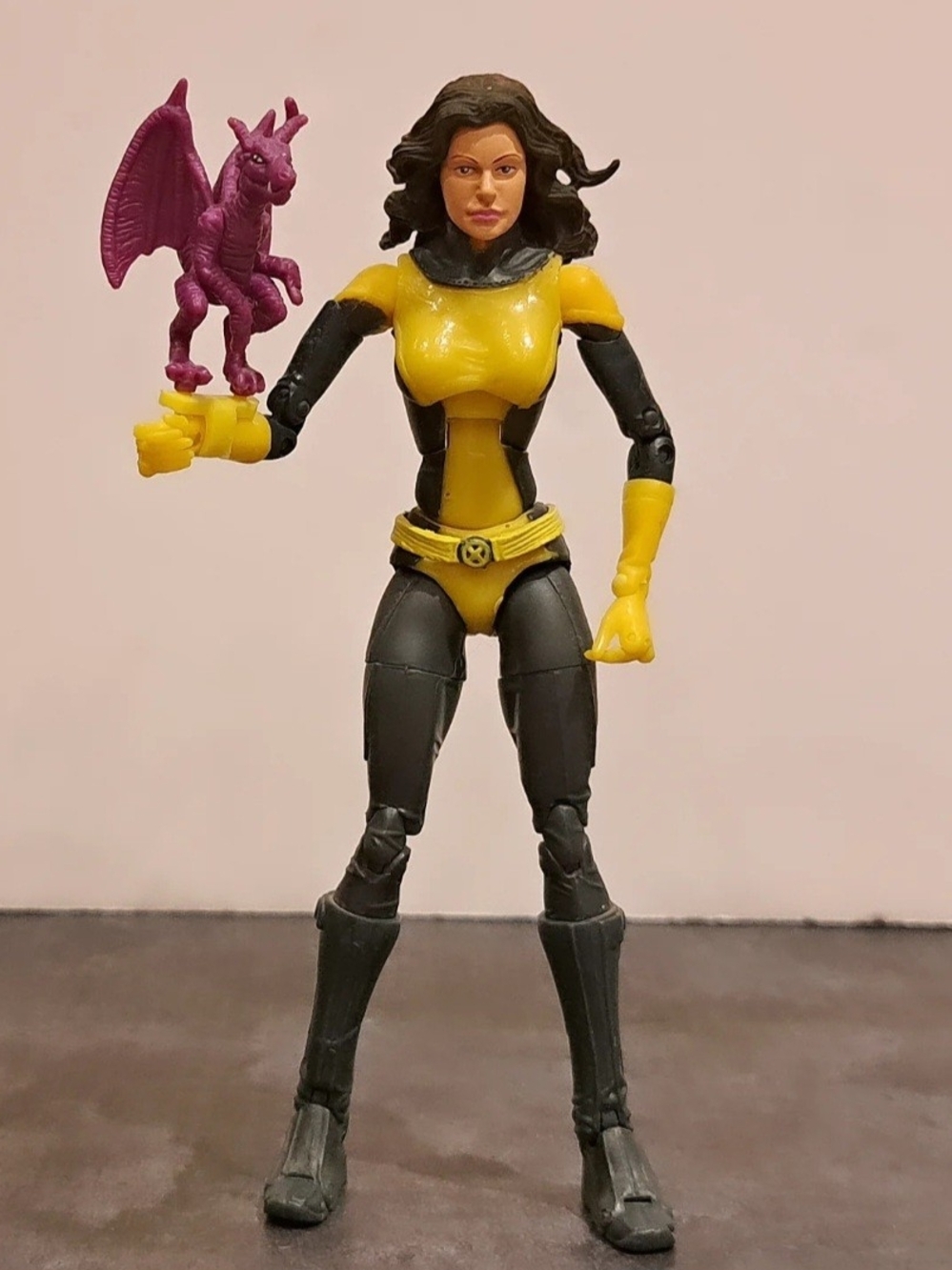 Marvel Legends Kitty Pryde And Lockheed Action Figure